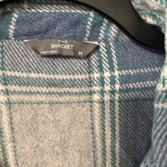 Womens Plaid Shacket Size M Blue Gray Button Up Coat Warm Cabincore Jacket - Picture 8 of 16